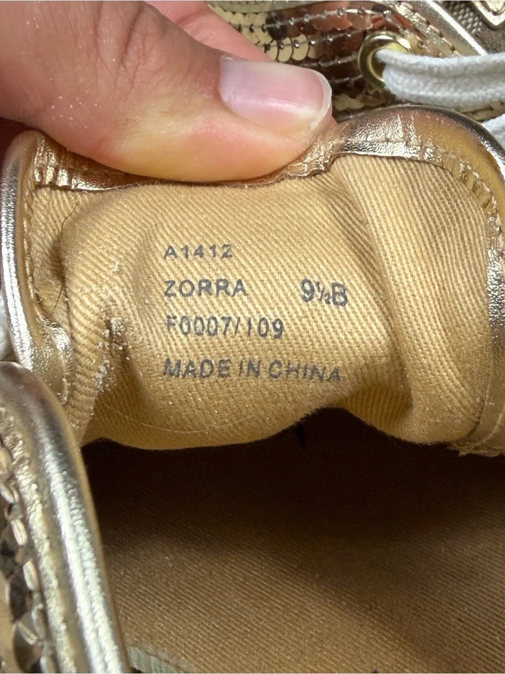 Coach stylish low